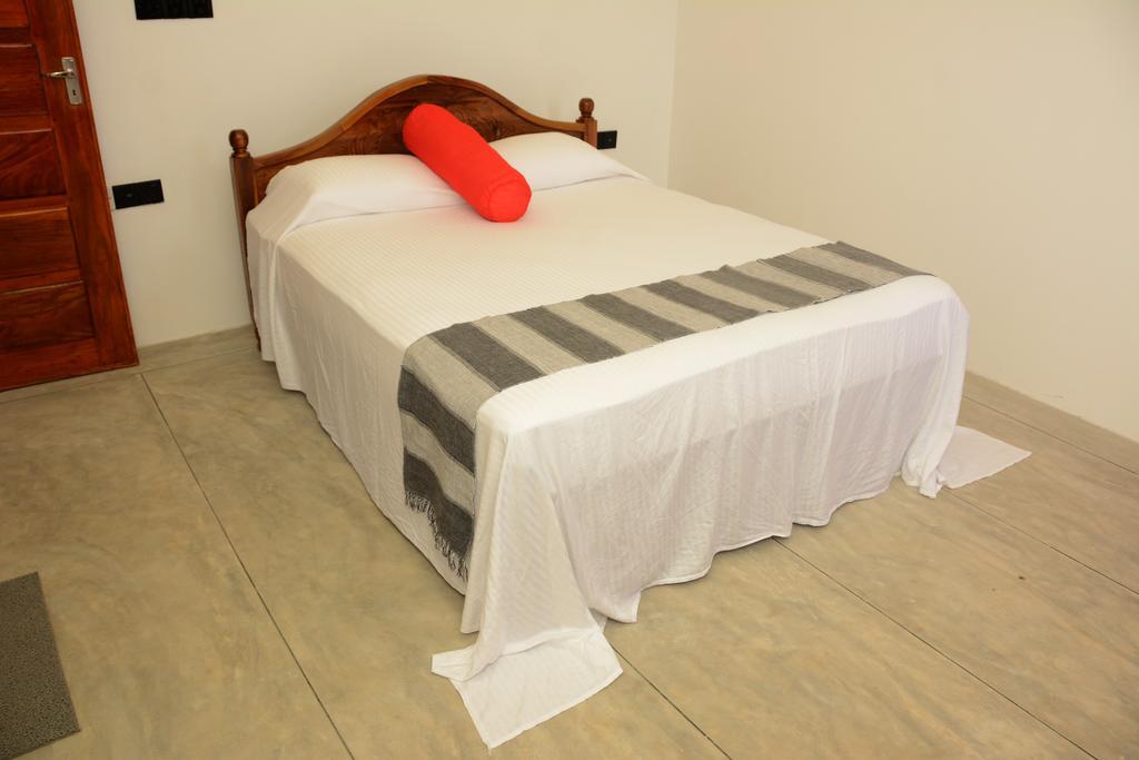 Hotel Tobiko Trikunamalaja Zewnętrze zdjęcie