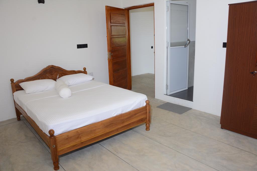 Hotel Tobiko Trikunamalaja Zewnętrze zdjęcie